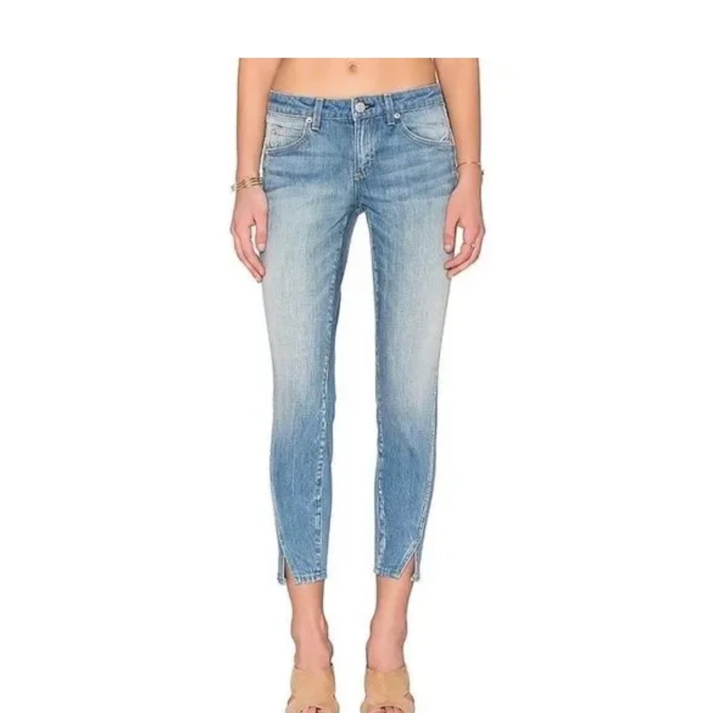 AMO Twist‎ Skinny in 70's Blue Size size 25